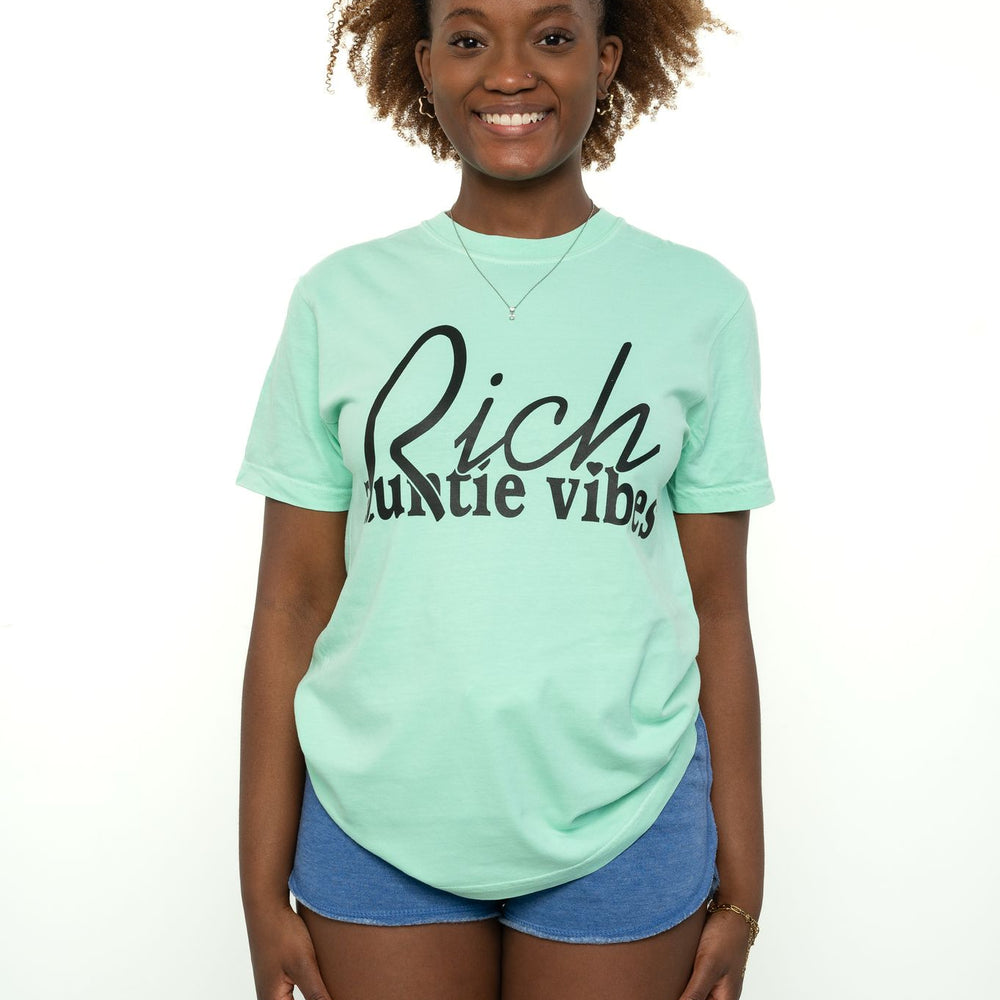 RICH AUNTIE VIBES