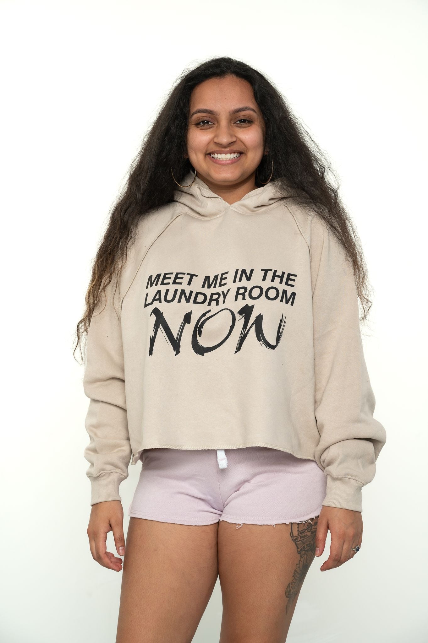 MEET ME IN THE LAUNDRY ROOM NOW